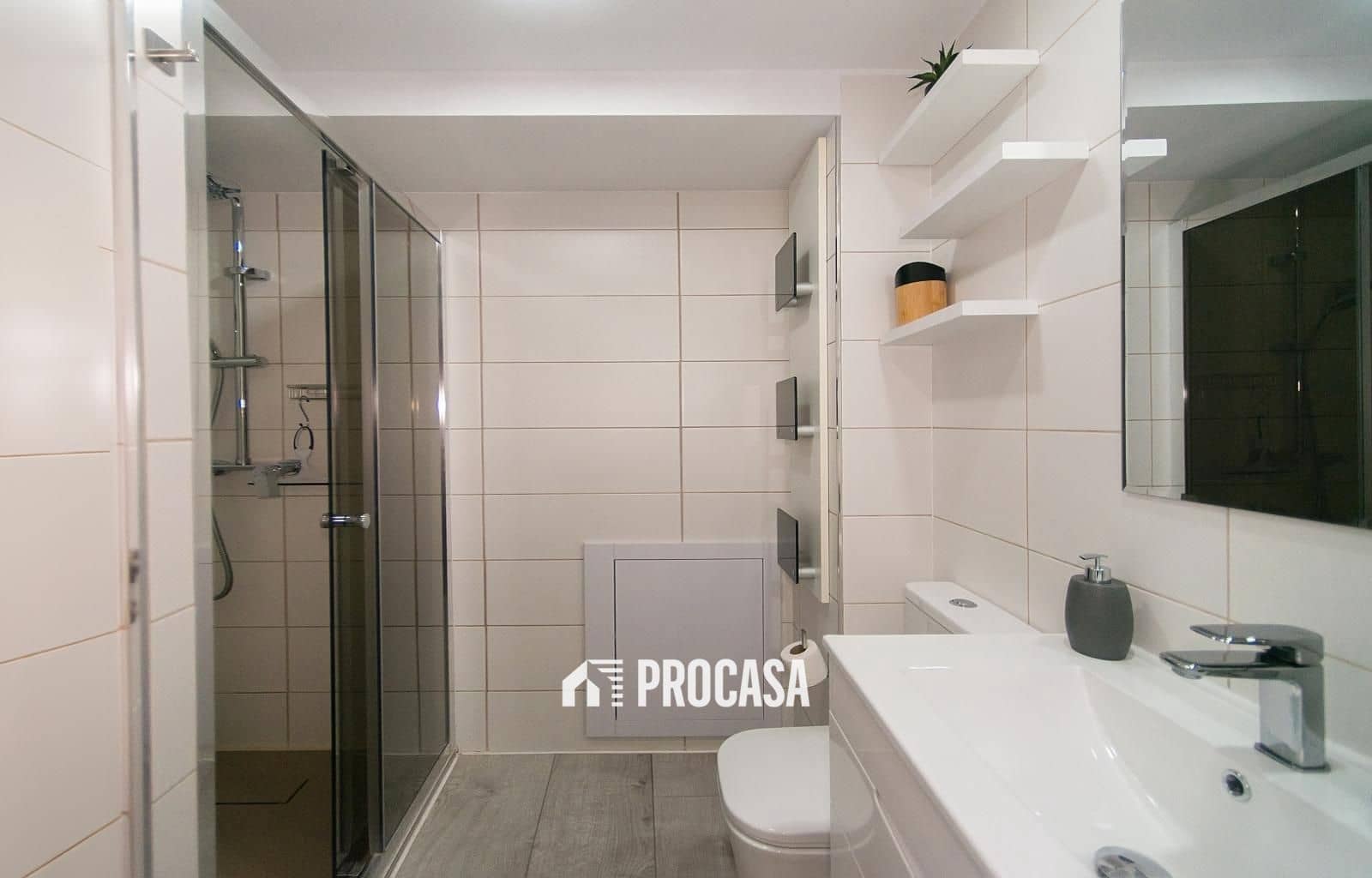 2 bedroom Flat for sale in Empuriabrava - € 175,000 (Ref: 9297789)