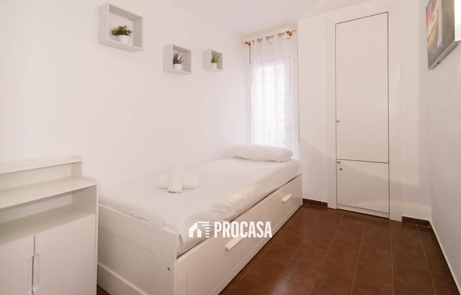 2 bedroom Flat for sale in Empuriabrava - € 175,000 (Ref: 9297789)