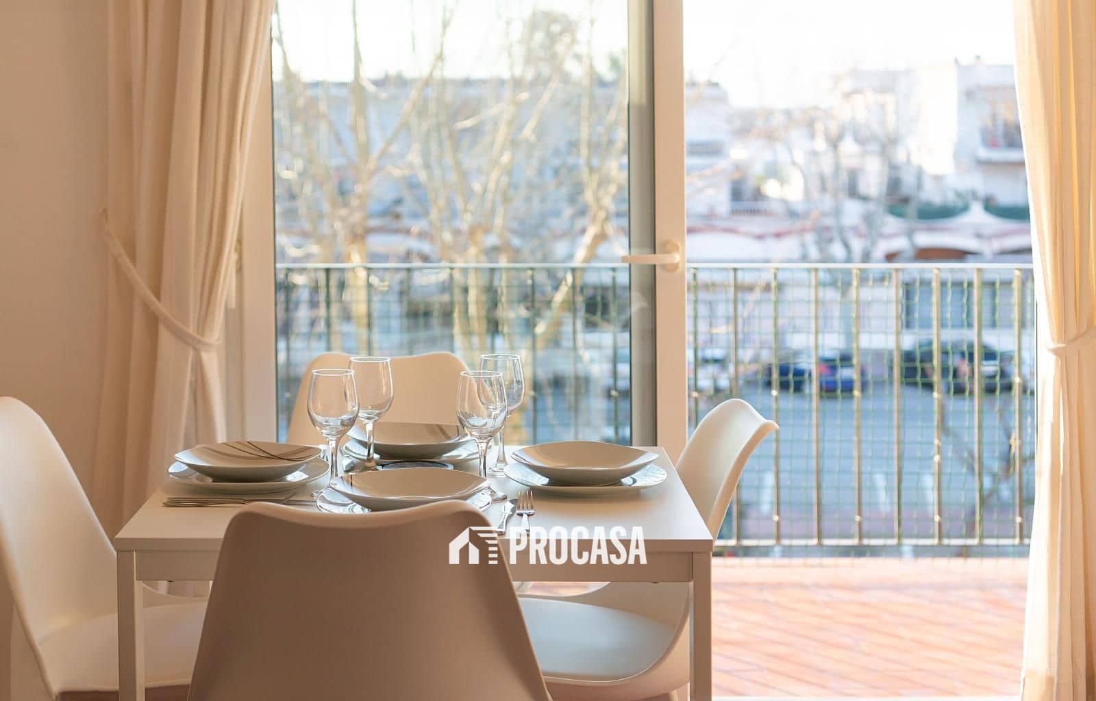 2 bedroom Flat for sale in Empuriabrava - € 175,000 (Ref: 9297789)