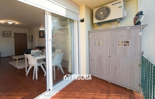 2 bedroom Flat for sale in Empuriabrava, Castelló d'Empúries - € 175,000 (Ref: 9297789)