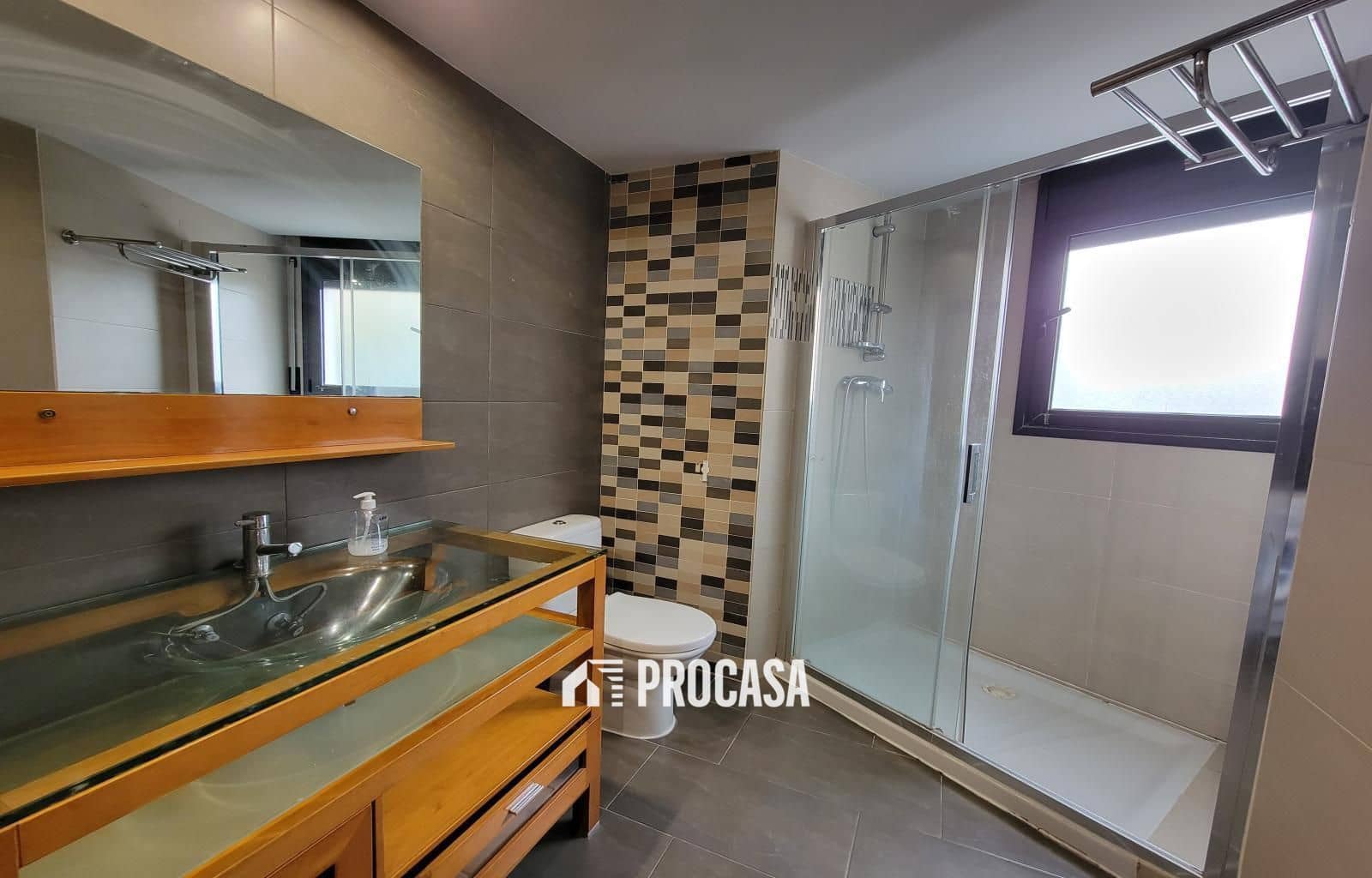 2 soverom Leilighet til salgs i Empuriabrava med svømmebasseng garasje - € 240 000 (Ref: 9312092)