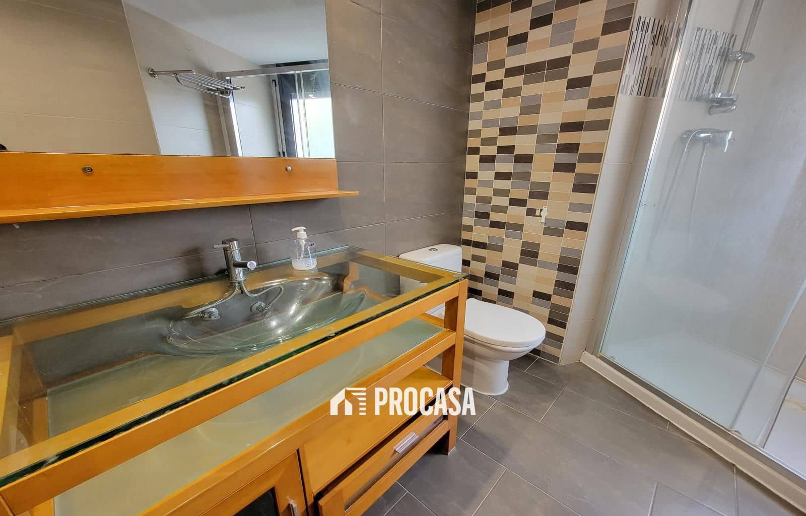 2 soverom Leilighet til salgs i Empuriabrava med svømmebasseng garasje - € 240 000 (Ref: 9312092)