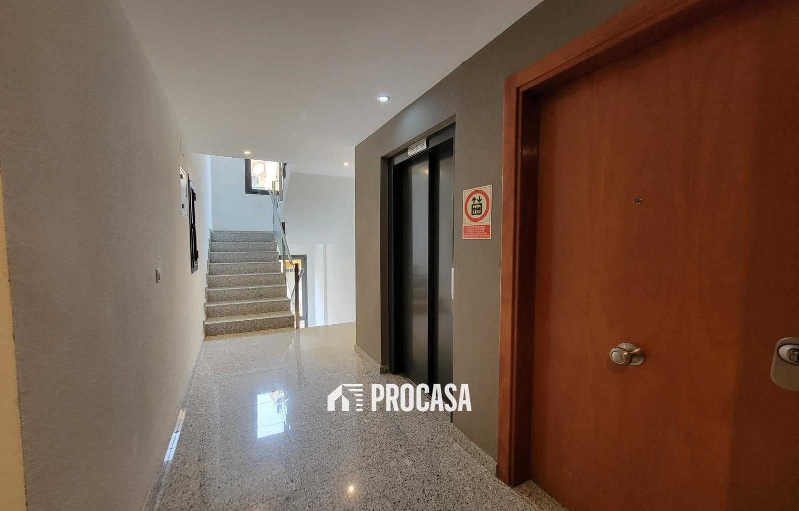 2 soverom Leilighet til salgs i Empuriabrava med svømmebasseng garasje - € 240 000 (Ref: 9312092)