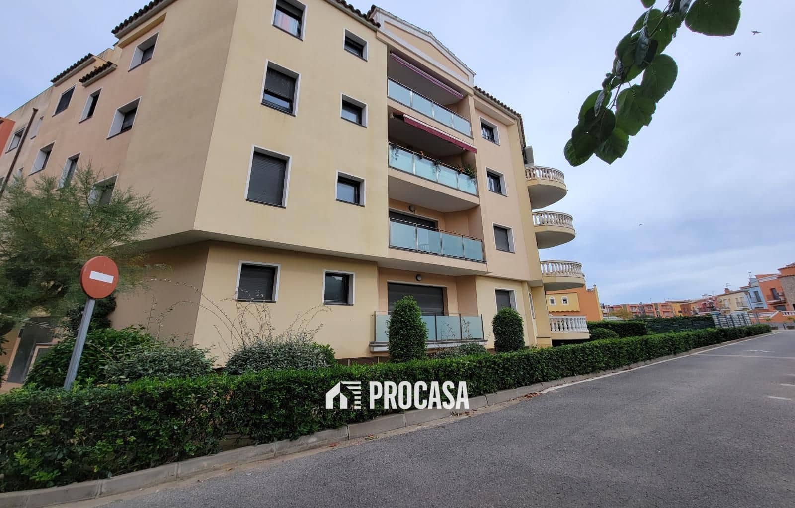 2 soverom Leilighet til salgs i Empuriabrava med svømmebasseng garasje - € 240 000 (Ref: 9312092)