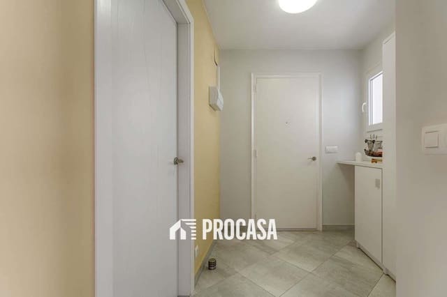 3 makuuhuone Huvila myytävänä paikassa Santa Margarida, Roses mukana 
autotalli - 695 000 € (Ref: 9313976)