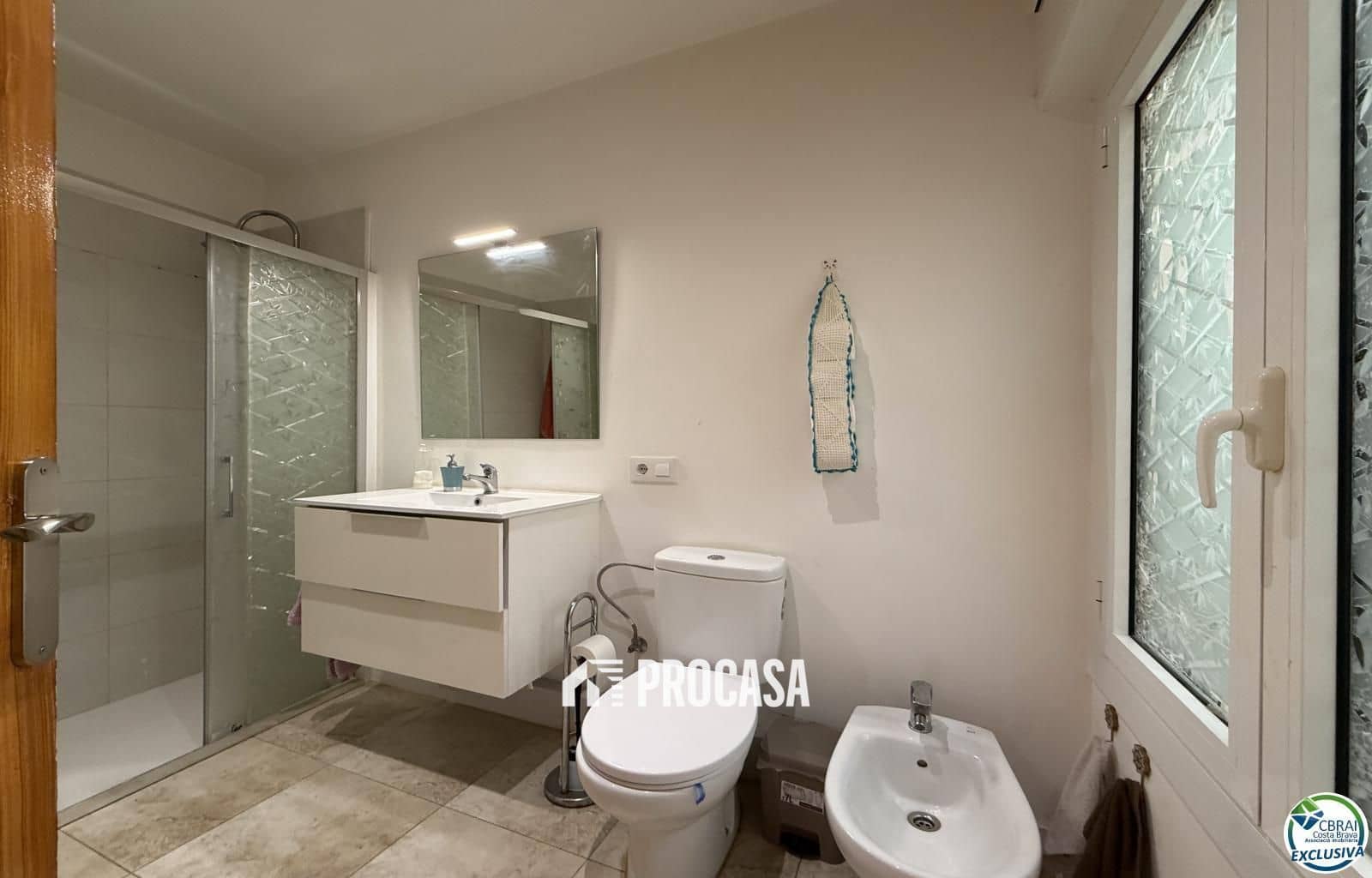 2 bedroom Flat for sale in Roses - € 190,000 (Ref: 9313977)