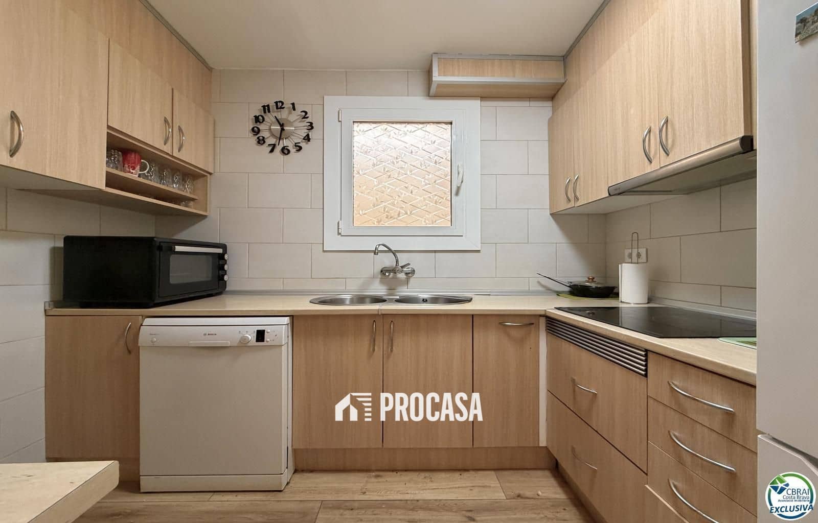 2 bedroom Flat for sale in Roses - € 190,000 (Ref: 9313977)