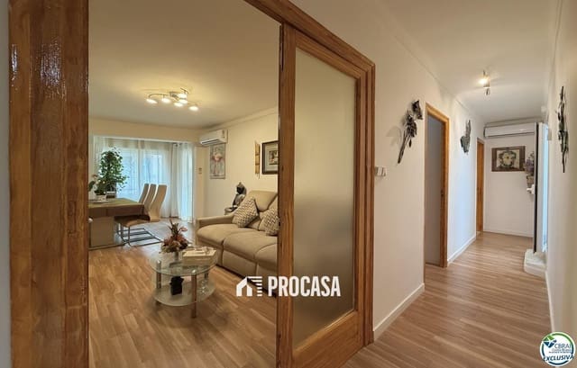 2 sovrum Lägenhet till salu i Roses - 190 000 € (Ref: 9313977)