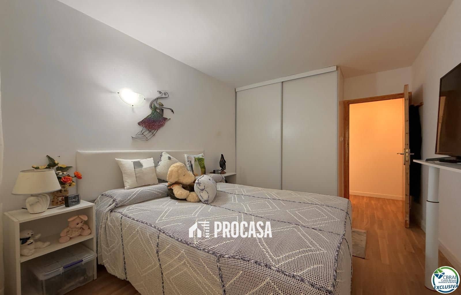 2 bedroom Flat for sale in Roses - € 190,000 (Ref: 9313977)