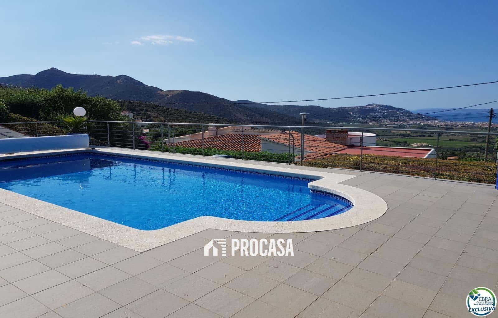 3 soverom Villa til salgs i El Mas Fumats med svømmebasseng garasje - € 549 000 (Ref: 9318171)