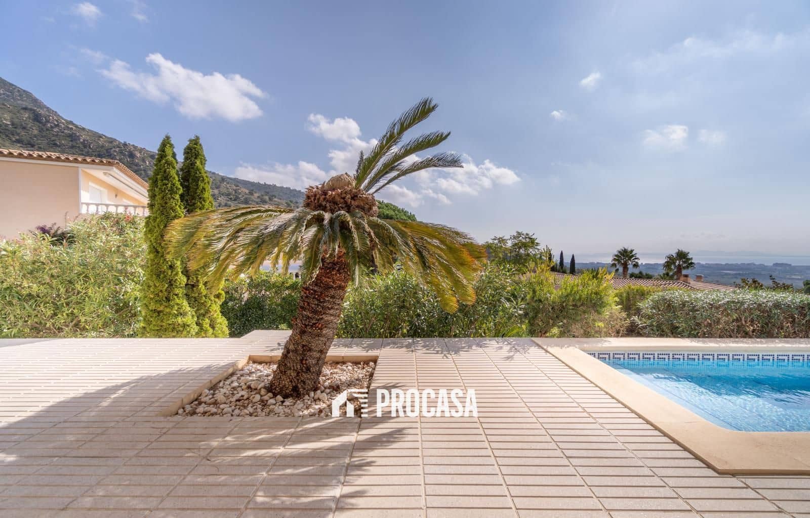 4 Zimmer Villa zu verkaufen in Palau-saverdera mit Pool Garage - 1.250.000 € (Ref: 9327006)