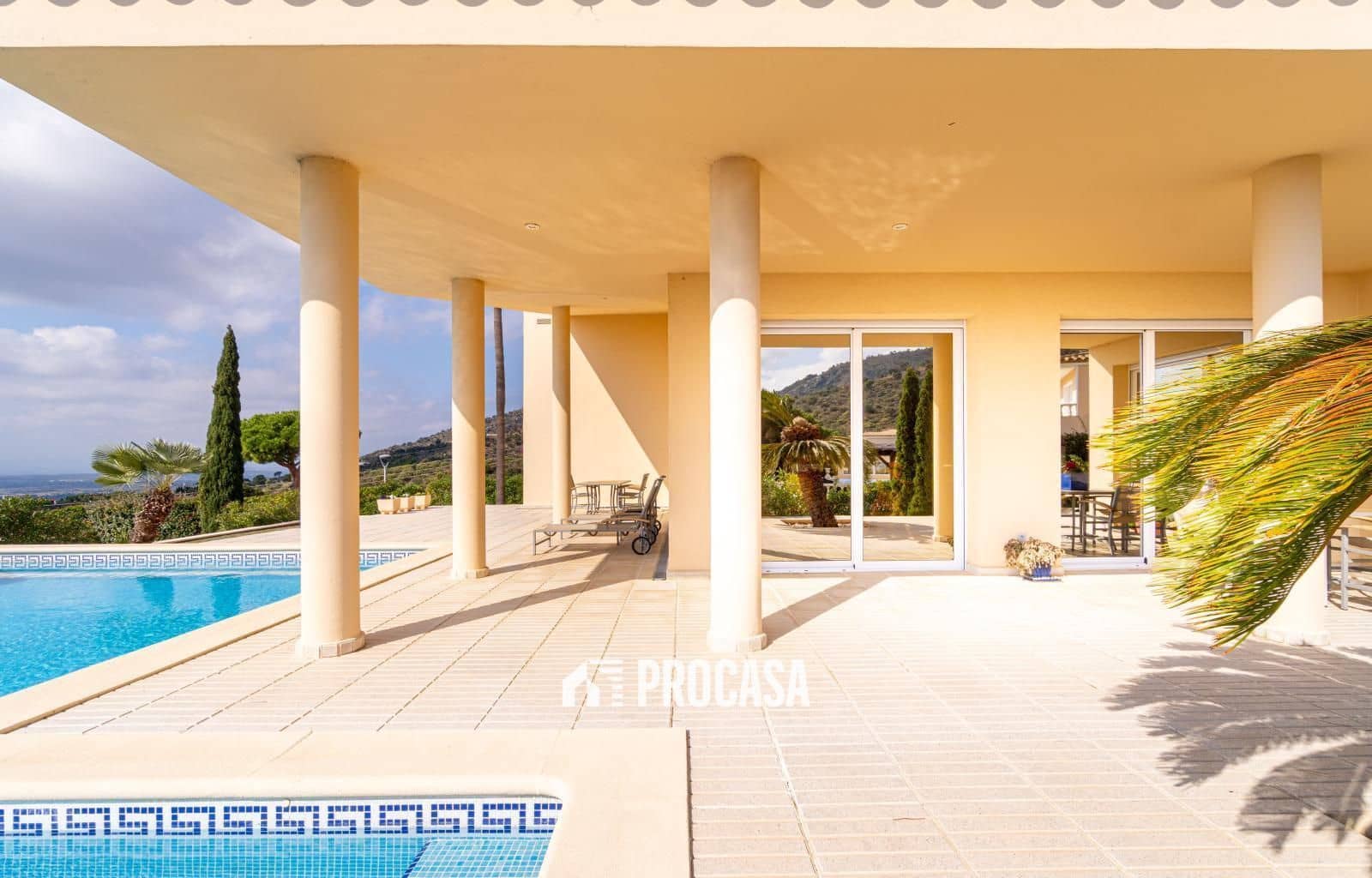 4 Zimmer Villa zu verkaufen in Palau-saverdera mit Pool Garage - 1.250.000 € (Ref: 9327006)