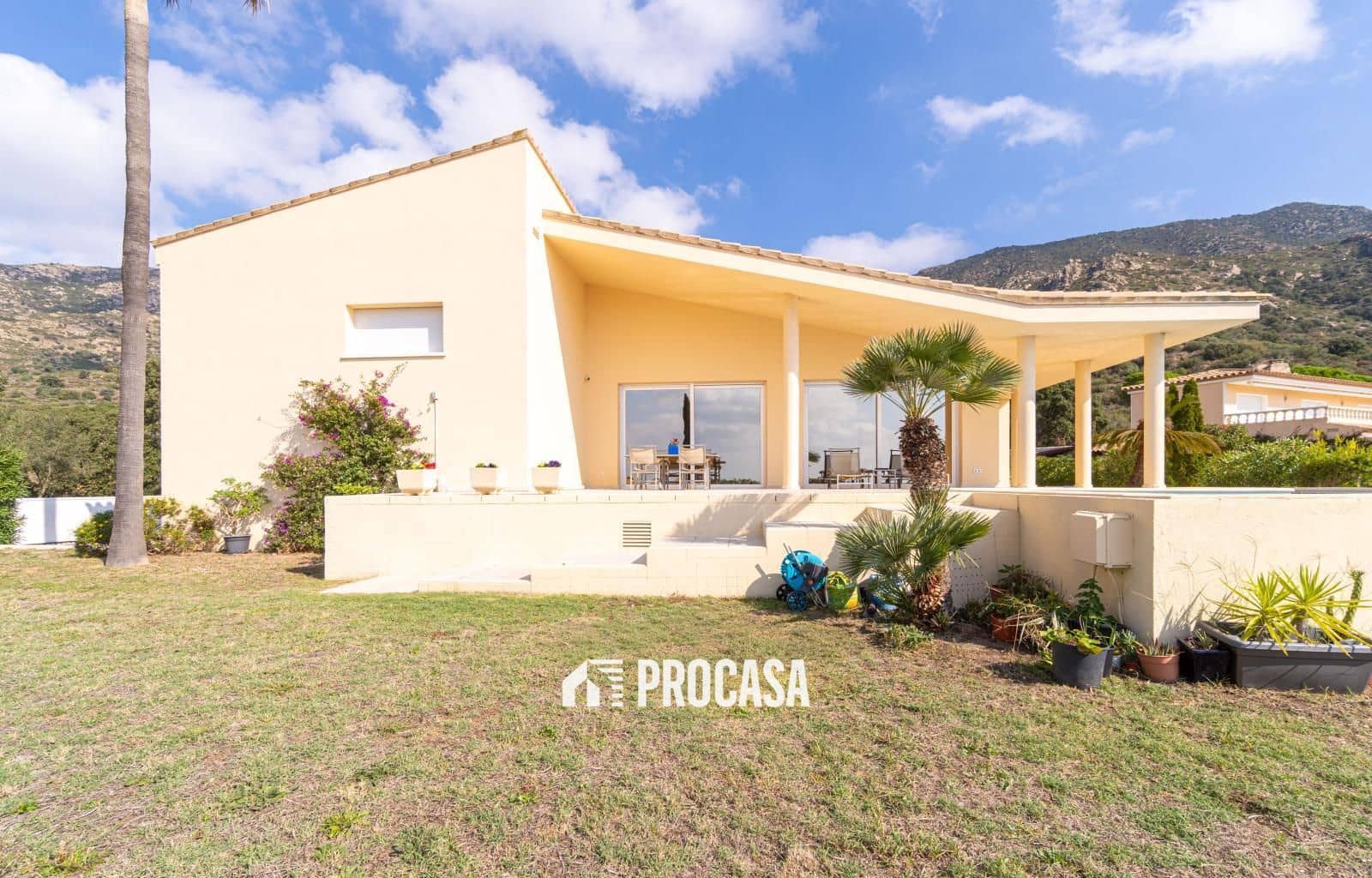 4 Zimmer Villa zu verkaufen in Palau-saverdera mit Pool Garage - 1.250.000 € (Ref: 9327006)