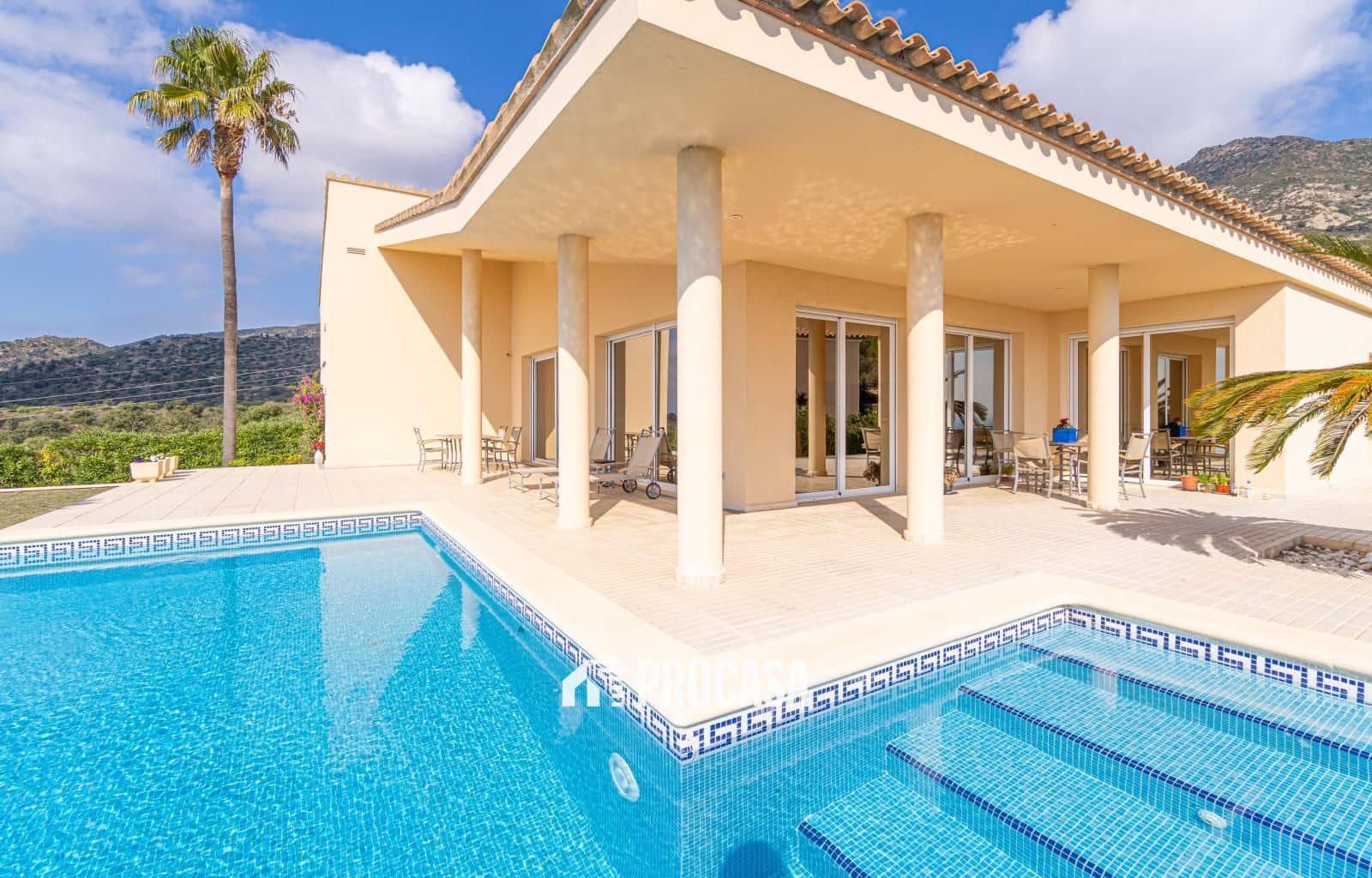 4 Zimmer Villa zu verkaufen in Palau-saverdera mit Pool Garage - 1.250.000 € (Ref: 9327006)