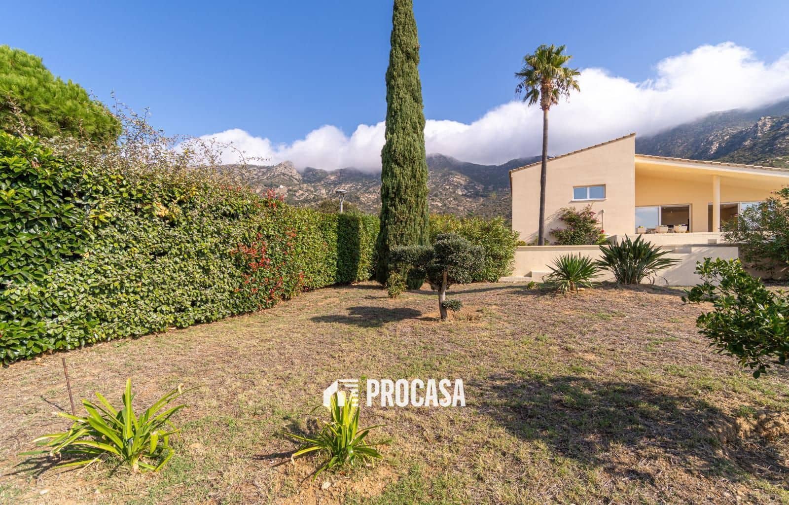 4 Zimmer Villa zu verkaufen in Palau-saverdera mit Pool Garage - 1.250.000 € (Ref: 9327006)