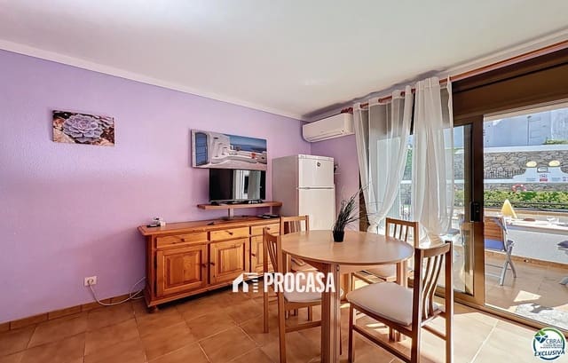 1 slaapkamer Flat te koop in Roses met zwembad garage - € 144.000 (Ref: 9331151)