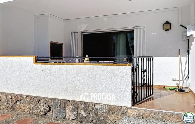 1 slaapkamer Flat te koop in Roses met zwembad garage - € 144.000 (Ref: 9331151)