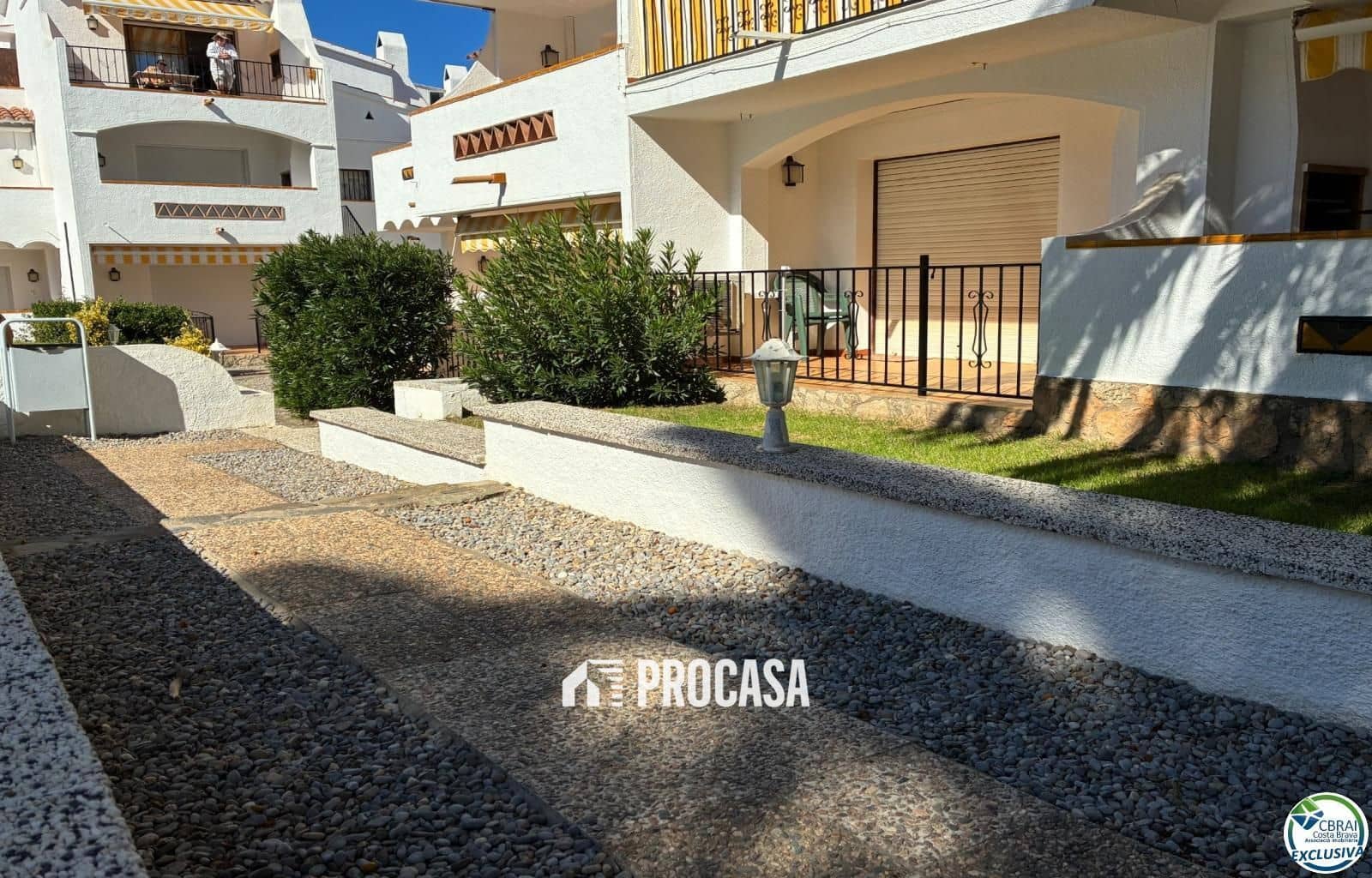 1 slaapkamer Flat te koop in Roses met zwembad garage - € 144.000 (Ref: 9331151)