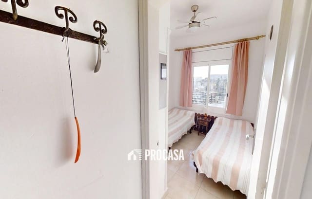 2 soverom Leilighet til salgs i Roses med svømmebasseng garasje - € 198 000 (Ref: 9347919)