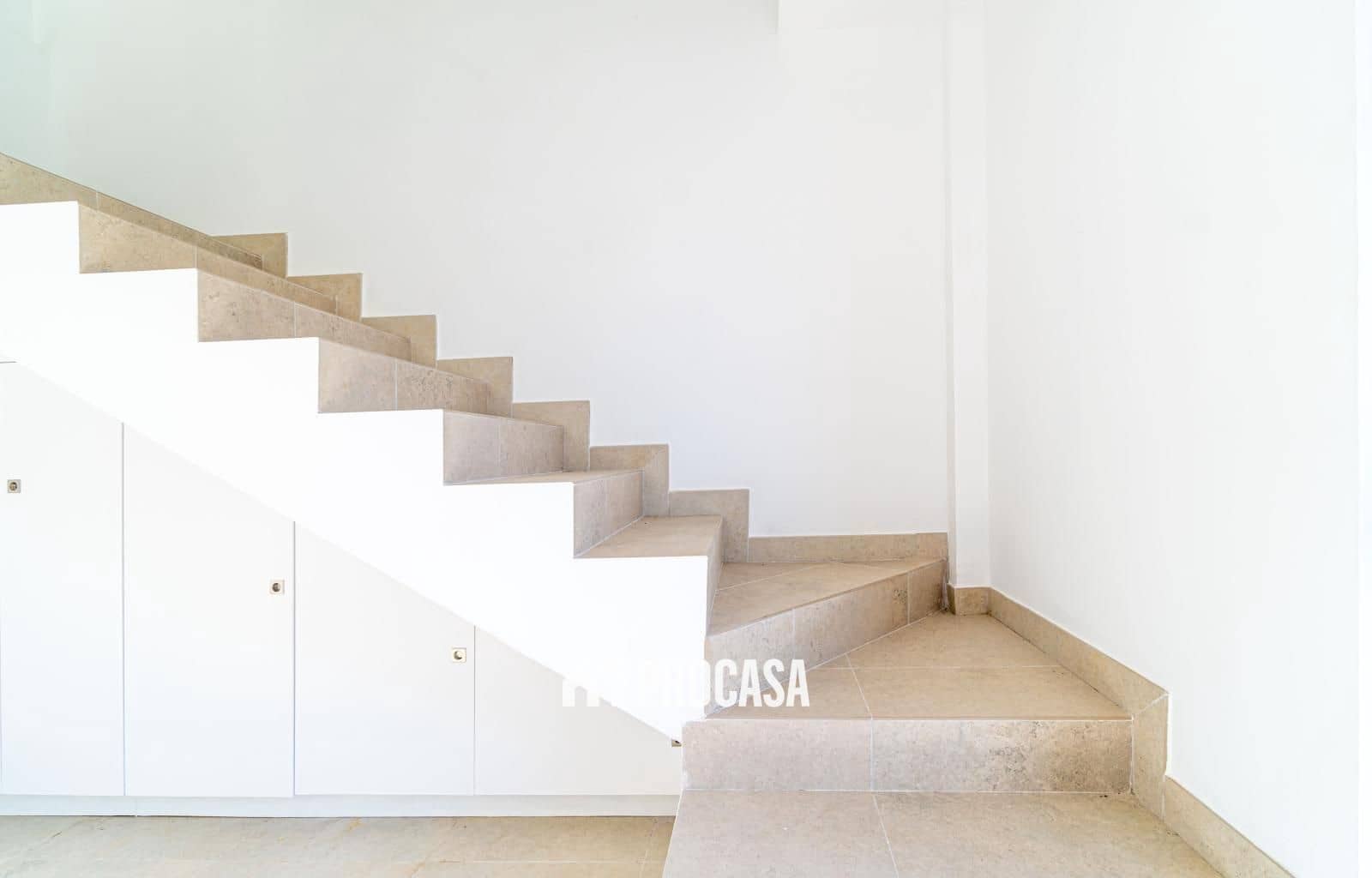 3 soverom Villa til salgs i Empuriabrava med garasje - € 625 000 (Ref: 9354048)