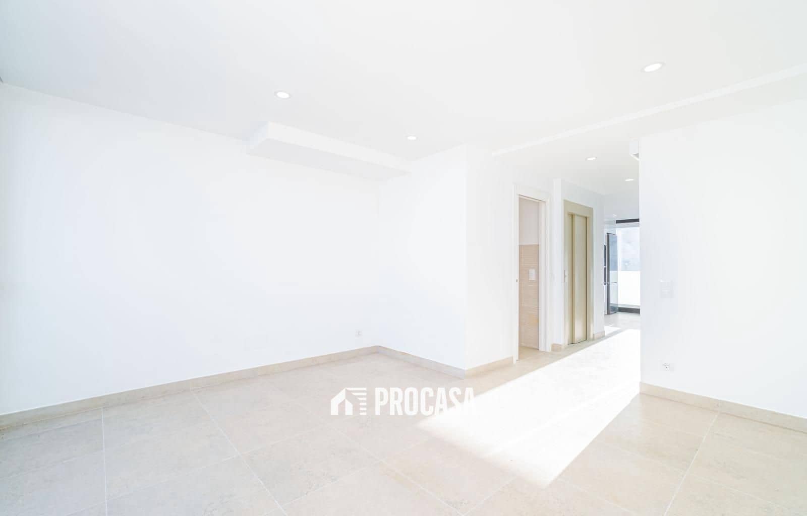 3 soverom Villa til salgs i Empuriabrava med garasje - € 625 000 (Ref: 9354048)