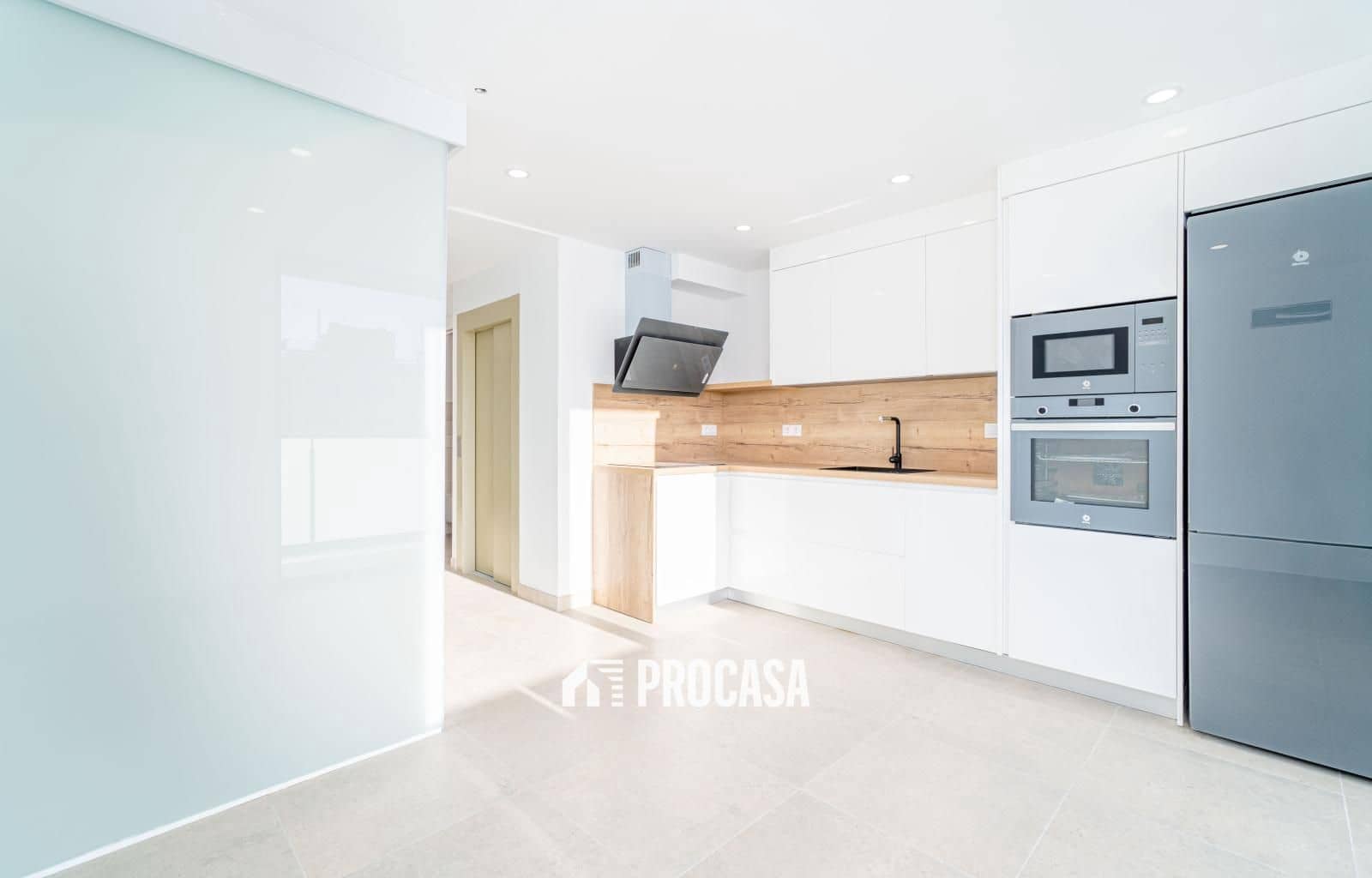 3 soverom Villa til salgs i Empuriabrava med garasje - € 625 000 (Ref: 9354048)