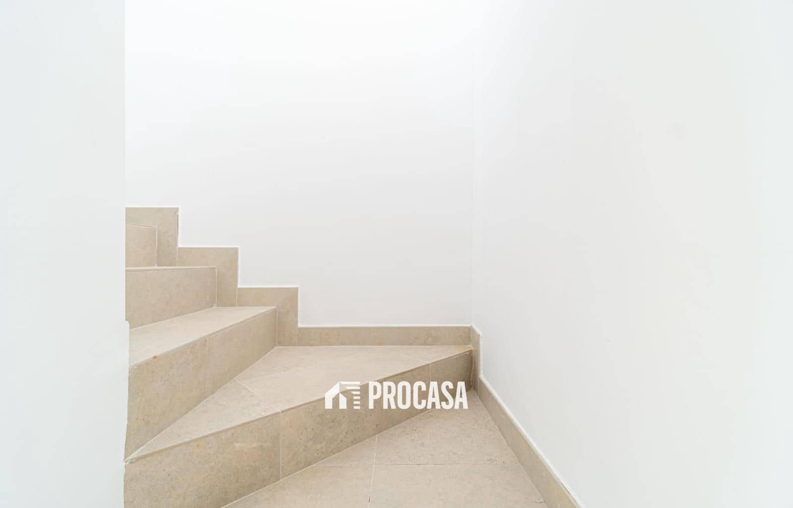 3 soverom Villa til salgs i Empuriabrava med garasje - € 625 000 (Ref: 9354048)