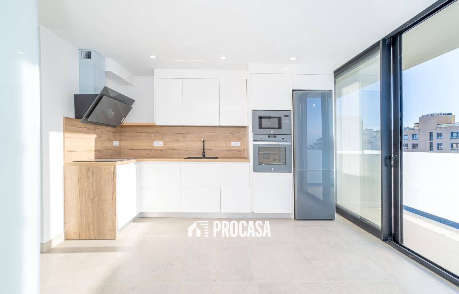 3 soverom Villa til salgs i Empuriabrava med garasje - € 625 000 (Ref: 9354048)