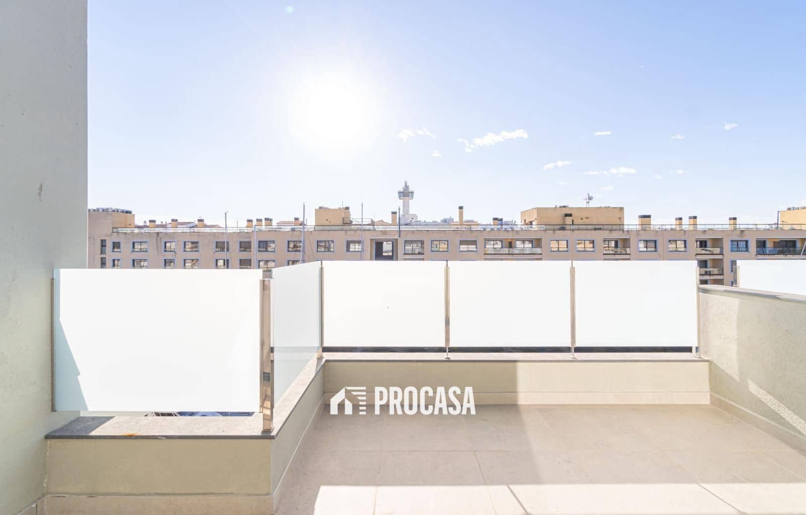 4 chambre Villa/Maison à vendre à Empuriabrava avec garage - 670 000 € (Ref: 9354049)