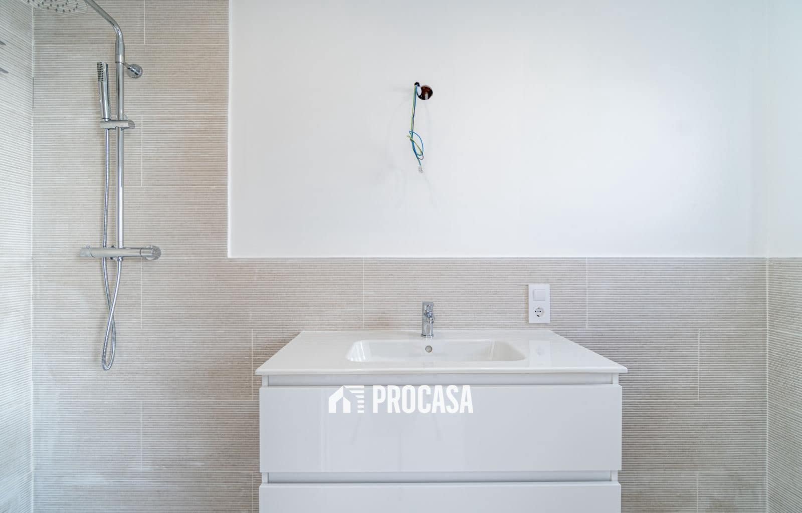 4 chambre Villa/Maison à vendre à Empuriabrava avec garage - 670 000 € (Ref: 9354049)