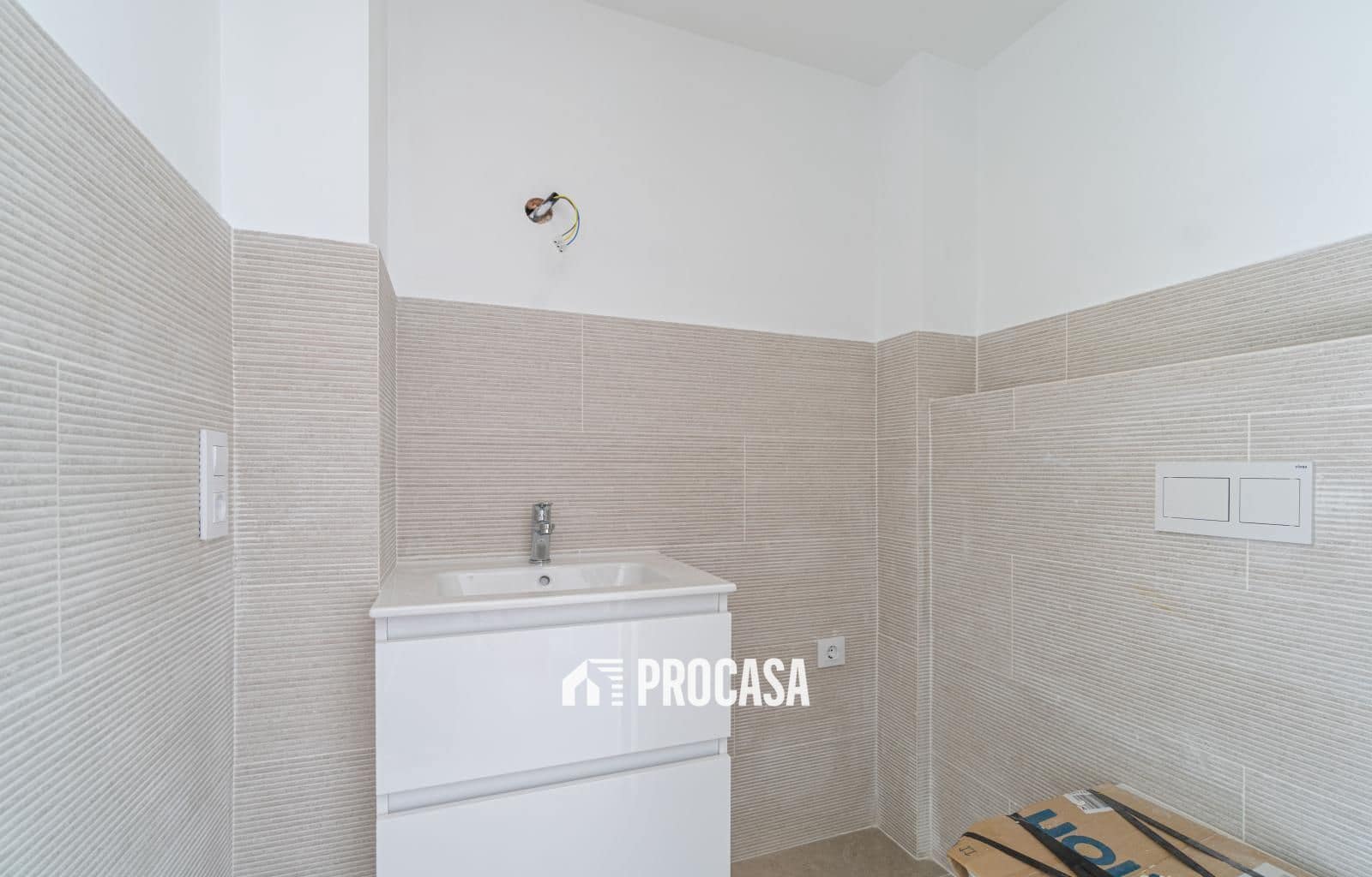 4 chambre Villa/Maison à vendre à Empuriabrava avec garage - 670 000 € (Ref: 9354049)