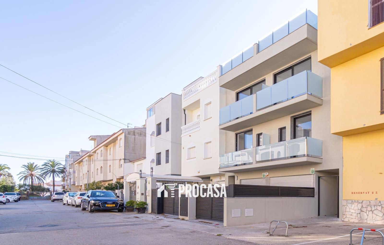 4 chambre Villa/Maison à vendre à Empuriabrava avec garage - 670 000 € (Ref: 9354049)