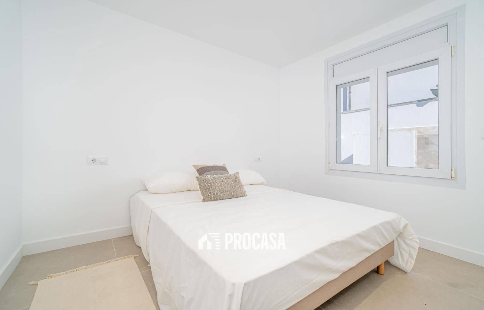 3 chambre Villa/Maison à vendre à Empuriabrava avec piscine garage - 1 050 000 € (Ref: 9369031)