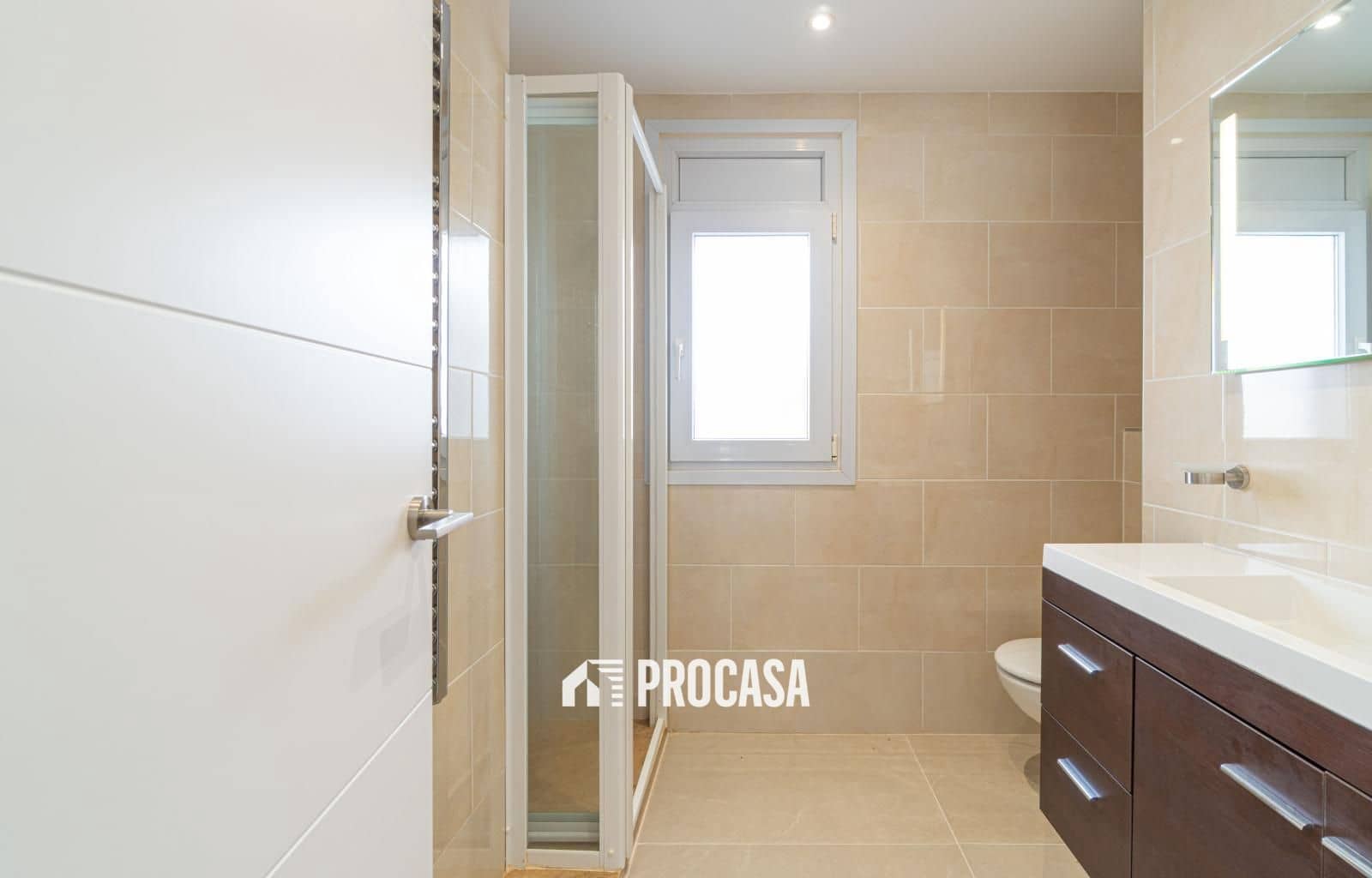 3 chambre Villa/Maison à vendre à Empuriabrava avec piscine garage - 1 050 000 € (Ref: 9369031)