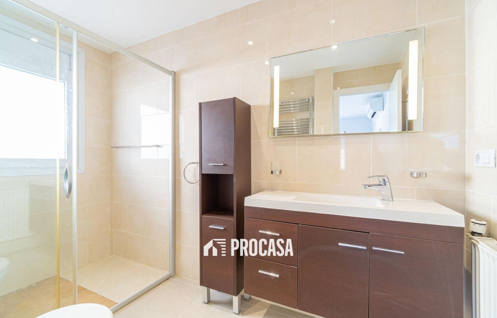 3 chambre Villa/Maison à vendre à Empuriabrava avec piscine garage - 1 050 000 € (Ref: 9369031)