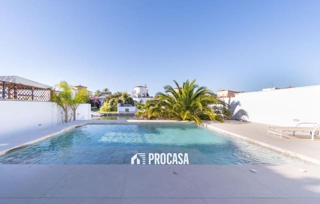 3 chambre Villa/Maison à vendre à Empuriabrava, Castelló d'Empúries avec piscine garage - 1 050 000 € (Ref: 9369031)