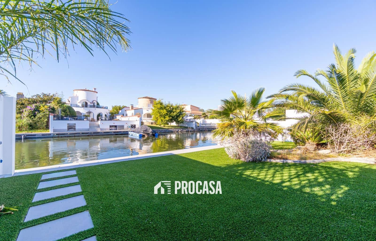 3 chambre Villa/Maison à vendre à Empuriabrava avec piscine garage - 1 050 000 € (Ref: 9369031)