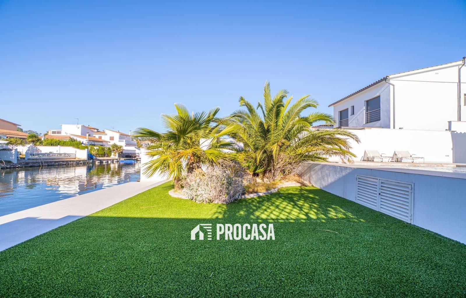 3 chambre Villa/Maison à vendre à Empuriabrava avec piscine garage - 1 050 000 € (Ref: 9369031)