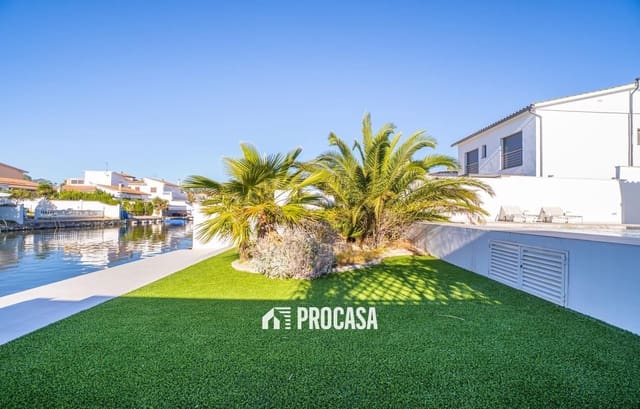 3 chambre Villa/Maison à vendre à Empuriabrava, Castelló d'Empúries avec piscine garage - 1 050 000 € (Ref: 9369031)