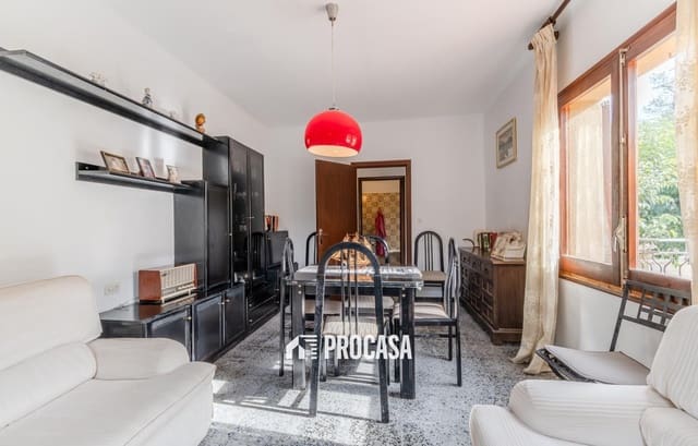 4 slaapkamer Villa te koop in Sant Llorenç de la Muga met garage - € 385.000 (Ref: 9379586)