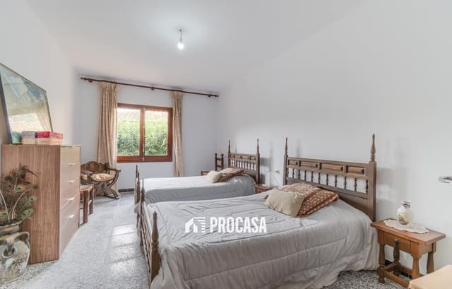 4 slaapkamer Villa te koop in Sant Llorenç de la Muga met garage - € 385.000 (Ref: 9379586)