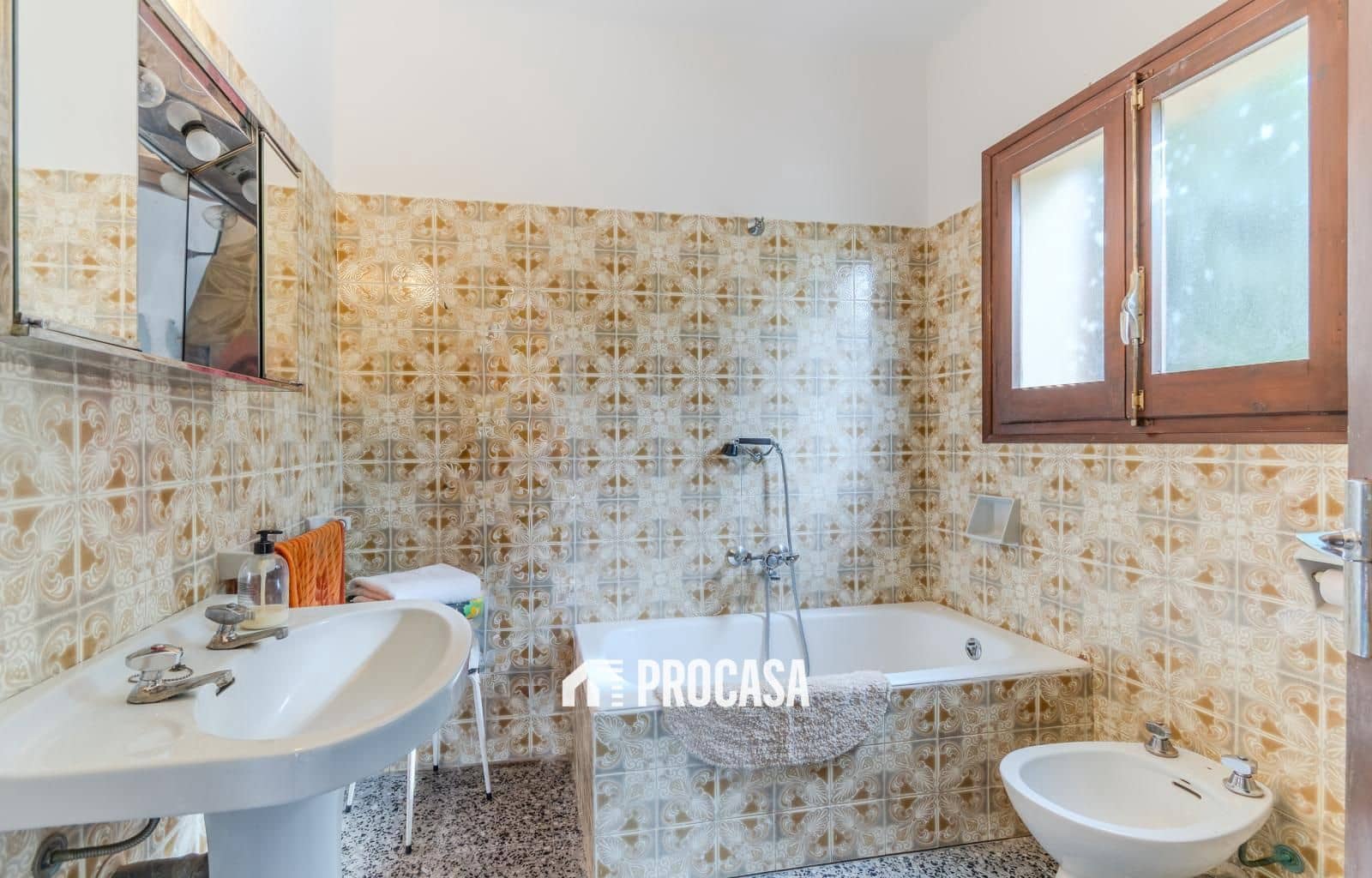 4 slaapkamer Villa te koop in Sant Llorenc de la Muga met garage - € 385.000 (Ref: 9379586)