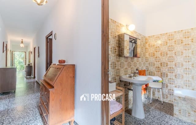 4 slaapkamer Villa te koop in Sant Llorenç de la Muga met garage - € 385.000 (Ref: 9379586)