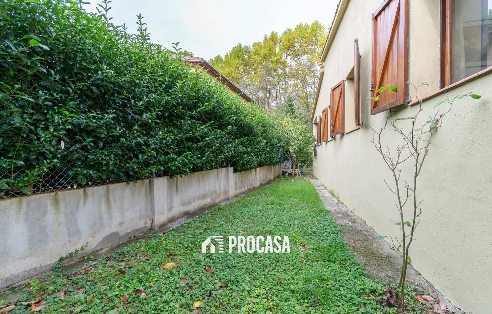 4 slaapkamer Villa te koop in Sant Llorenc de la Muga met garage - € 385.000 (Ref: 9379586)