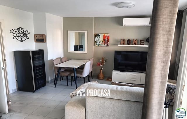 Piso de 2 habitaciones en Roses en venta - 249.000 € (Ref: 9386164)