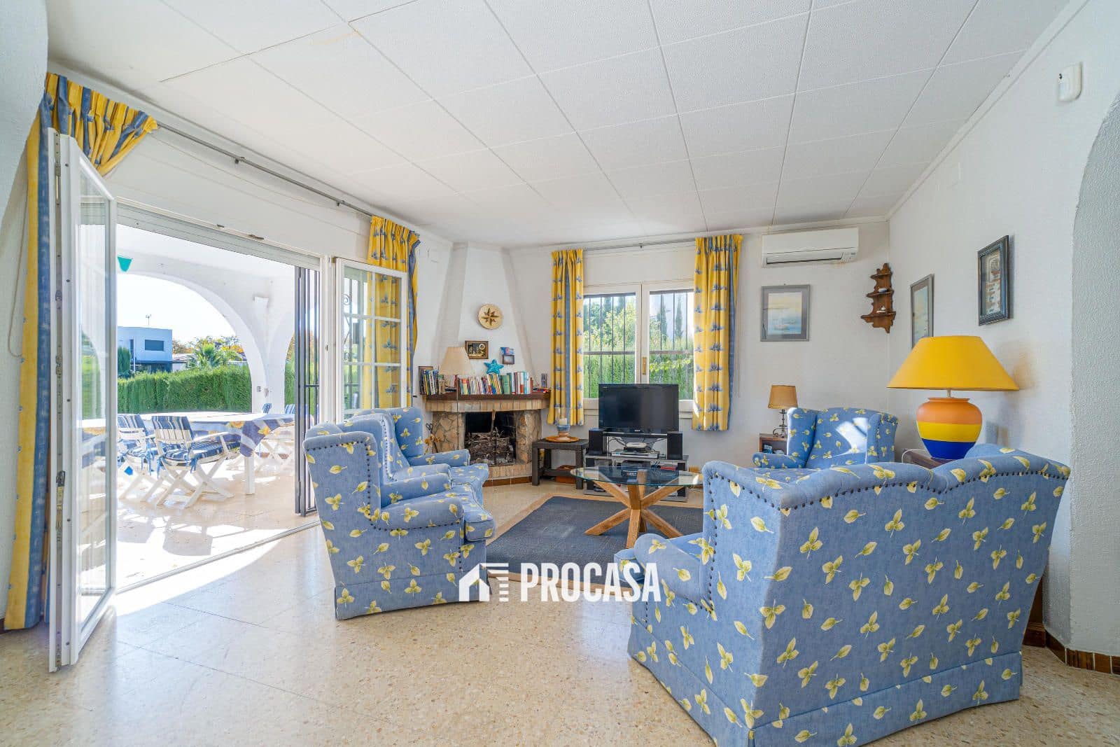 4 Zimmer Villa zu verkaufen in Empuriabrava mit Pool Garage - 890.000 € (Ref: 9399645)