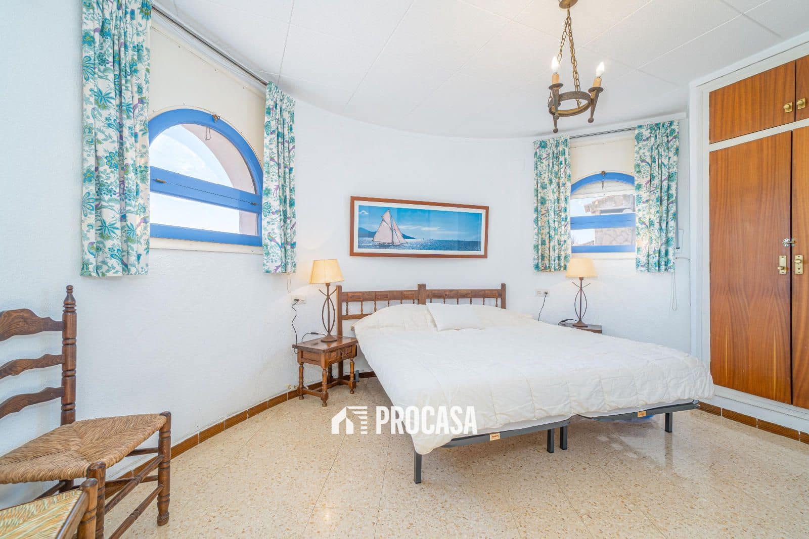 4 Zimmer Villa zu verkaufen in Empuriabrava mit Pool Garage - 890.000 € (Ref: 9399645)