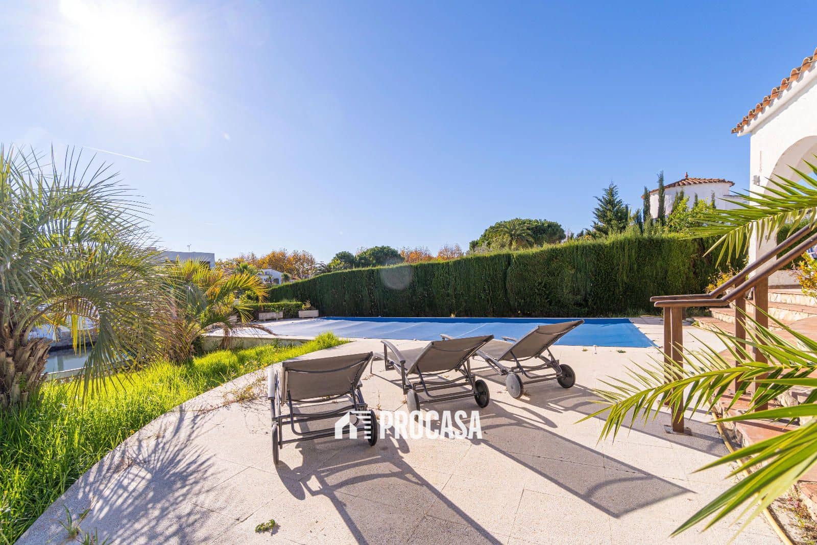 4 Zimmer Villa zu verkaufen in Empuriabrava mit Pool Garage - 890.000 € (Ref: 9399645)