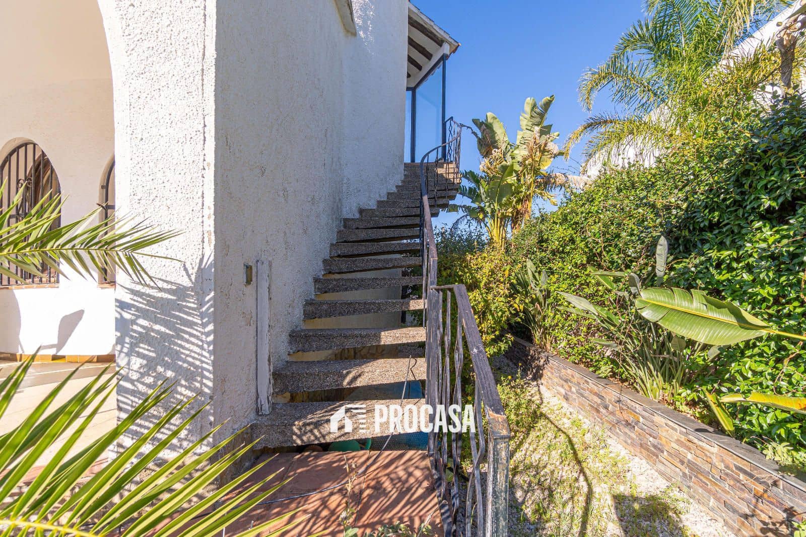 4 Zimmer Villa zu verkaufen in Empuriabrava mit Pool Garage - 890.000 € (Ref: 9399645)