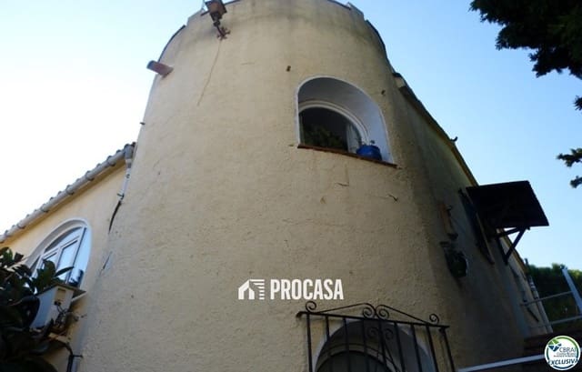 3 chambre Appartement à vendre à Empuriabrava, Castelló d'Empúries avec garage - 290 000 € (Ref: 9403750)